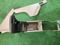 Porta-luvas e apoio de braço SUBARU LANCASTER OEM 92111AE010AD BHE BH9 BH5 2002 Silver 1U2