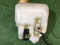 ウォッシャータンク SUBARU LANCASTER OEM 86610AE010 BHE BH9 BH5 BE5 BE9 BEE 2002 EZ30 AT