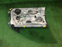 Дверь передняя левая SUBARU LANCASTER OEM 60009AE050 BHE BH9 2002 Silver 1U2