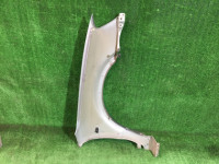 Guarda-lamas dianteiro esquerdo SUBARU LANCASTER OEM 57120AE031 BHE BH9 2002 Silver 1U2