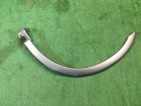 Ensanchador de aleta trasero derecho SUBARU LANCASTER OEM 91111AE020MQ BHE BH9 2002 Silver 1U2