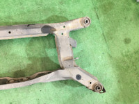 คานหลัง SUBARU LANCASTER OEM 20152AE000 BHE BH9 BH5 BE5 BE9 BEE 2000 EJ254 AT