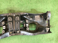 フロントメンバー SUBARU LANCASTER OEM 20101AE021 BH9 BE9 2000 EJ254 AT