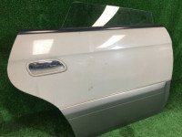 右后门 SUBARU LANCASTER OEM 60400AE420 BHE BH9 2000 8L5