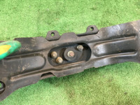 Travesaño de la caja de cambios SUBARU LEGACY OEM 41011AE000, 41022AE120 BE9 BH9 BH5 BE5 BHE BEE 2001 EJ254 AT