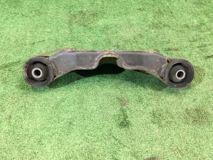 Differential mount SUBARU LEGACY
