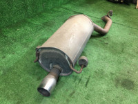 Muffler SUBARU LEGACY OEM 44300AE020 BE9 2001 EJ254 AT