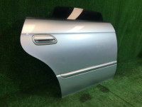 Porta traseira direita SUBARU LEGACY OEM 60400AE400 BE9 BE5 BEE 2001 01G