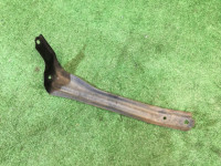 Suporte esquerdo do para-choques dianteiro SUBARU LEGACY OEM 57707AE130 BE9 BH9 BH5 BE5 BHE BEE 2001 01G