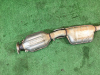 排气中段 SUBARU LEGACY OEM 44200AE050 BE9 BH9 2001 EJ254 AT