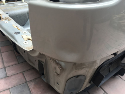 ชิ้นส่วนตัวถังท้ายรถ SUBARU LANCASTER OEM 51410AE170, 51410AE160 BH9 BHE 2000 8L5