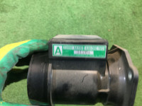 エアフロメーター SUBARU LEGACY OEM 22680AA160 BG9 BD9 1997 EJ25 AT