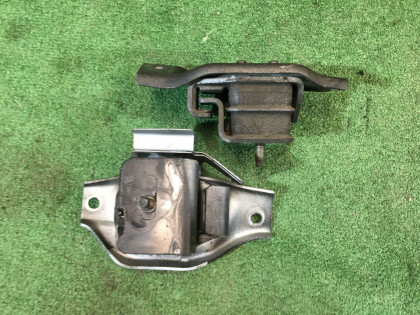 ยางแท่นเครื่อง 41022FA000 SUBARU LEGACY