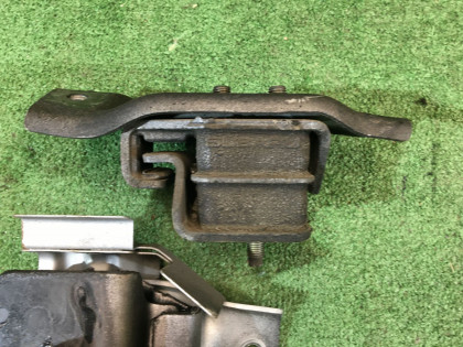 エンジンマウント SUBARU LEGACY OEM 41022FA000 BG9 BG5 BD5 BD9 1997 EJ25 AT