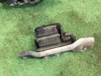 发动机支座 SUBARU LEGACY OEM 41022FA000 BG9 BG5 BD5 BD9 1996 EJ25 AT