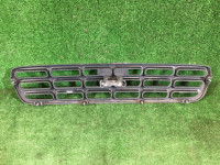 Решетка радиатора SUBARU LANCASTER OEM E3617AE580 BHE BH9 2002 Silver 1U2