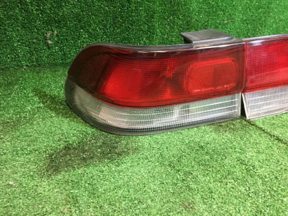 Conjunto de farolins traseiros SUBARU LEGACY OEM 84251AC000, 84201AC000, 84201AC010 BD5 BD9 1998