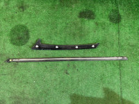 Moldura de la ventanilla lateral derecha SUBARU LEGACY OEM 91012-AC000, 91011-AC100 BG9 1995 Black 47A