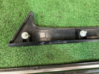 Moldura de la ventanilla lateral derecha SUBARU LEGACY OEM 91012-AC000, 91011-AC100 BG9 1995 Black 47A