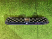 Решетка радиатора SUBARU LEGACY OEM 91121AE160 BH5 1998 silver 792