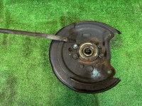 Cubo traseiro esquerdo SUBARU LEGACY B4 OEM 28462AE011 28474AE000 BE5 1999 EJ206