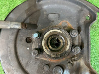 Cubo traseiro esquerdo SUBARU LEGACY B4 OEM 28462AE011 28474AE000 BE5 1999 EJ206