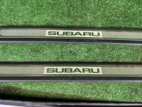 Frisos das embaladeiras SUBARU OUTBACK OEM 94061AG090 94060AG080 94060AG070 BP9 2004 gold 3M4