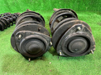 ストラット SUBARU OUTBACK OEM 20310AG040 20310AG050 20365AG020 BP9 2004 EJ253 AT