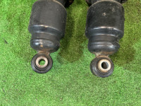 ストラット SUBARU OUTBACK OEM 20310AG040 20310AG050 20365AG020 BP9 2004 EJ253 AT