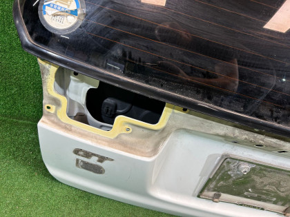 ประตูท้าย SUBARU LEGACY OEM 61700AC000 BG5 1997 white 51E
