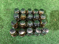 น็อตล้อ SUBARU OUTBACK OEM 623006021 BP9 2004