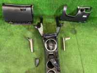 Guantera y reposabrazos комплект SUBARU OUTBACK OEM 92114AG120JC 66120AG101JC 35170AG000 BPE 2007 Grey 65Z