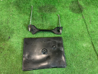 Крепление аккумулятора SUBARU OUTBACK OEM 82122AG000 82161AG010 82161AG000 BPE 2007