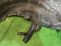 Pasarruedas trasero izquierdo SUBARU OUTBACK OEM 59122AG010 BPE 2007 Grey 65Z