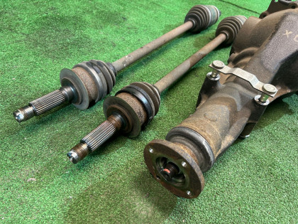 Diferencial с приводами G/R=3.272 SUBARU OUTBACK OEM 38300AC210 38104AA200 28421AG011 BPE 2007 EZ30 AT