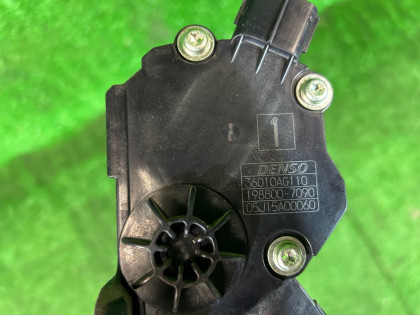 แป้นคันเร่ง SUBARU OUTBACK OEM 36010AG110 BPE 2007 Grey 65Z