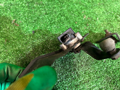 Sensor traseiro de nivelamento dos faróis SUBARU OUTBACK OEM 84031AG000 BPE 2007