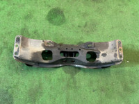 Travesaño delantero SUBARU LEGACY OEM 20100FA002 BG5 1998 EJ20DD AT