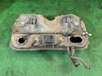 燃料タンク SUBARU LEGACY OEM 42120FA160 BG5 1998 EJ20DD AT