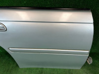 Puerta trasera derecha SUBARU LEGACY OEM 61400AC300 BG5 1998 Silver 406