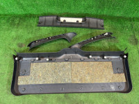 バックドアトリム SUBARU LEGACY OEM 94047AC110MU 94047AC000MU BG5 1998 Silver 406