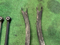 リアアーム SUBARU LEGACY OEM 20250AC100  20255AA300 20255AA310 20270AA001 BG5 1998 EJ20DD AT