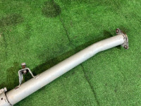 ท่อไอเสียท่อนกลาง SUBARU LEGACY OEM 44200AC030 BG5 1998 EJ20DD AT
