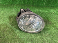 Farol de nevoeiro direito 84501AG021 SUBARU OUTBACK