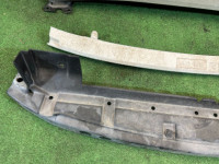フロントバンパーレインフォースメント SUBARU OUTBACK OEM 57712AG310 BPE 2007