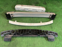 フロントバンパーレインフォースメント SUBARU OUTBACK OEM 57712AG310 BPE 2007