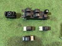 กล่องควบคุมกระจกไฟฟ้า 83071AE080 83071AE040 SUBARU LANCASTER