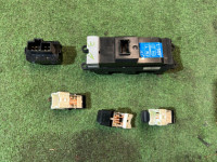 Window control module SUBARU LANCASTER OEM 83071AE080 83071AE040 BH9 2001 EJ254 AT