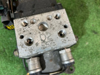 ABSユニット VDC SUBARU LANCASTER OEM 27536AE001 BH9 2001 EJ254 AT