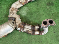 三元催化器 выпускной коллектор SUBARU LANCASTER OEM 44111AE160 44109AE001 BH9 2001 EJ254 AT